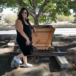 Meet your Posher, Sandy